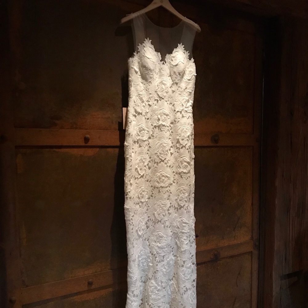 Gorgeous Vintage-Style Wedding Dress-Brand New!
